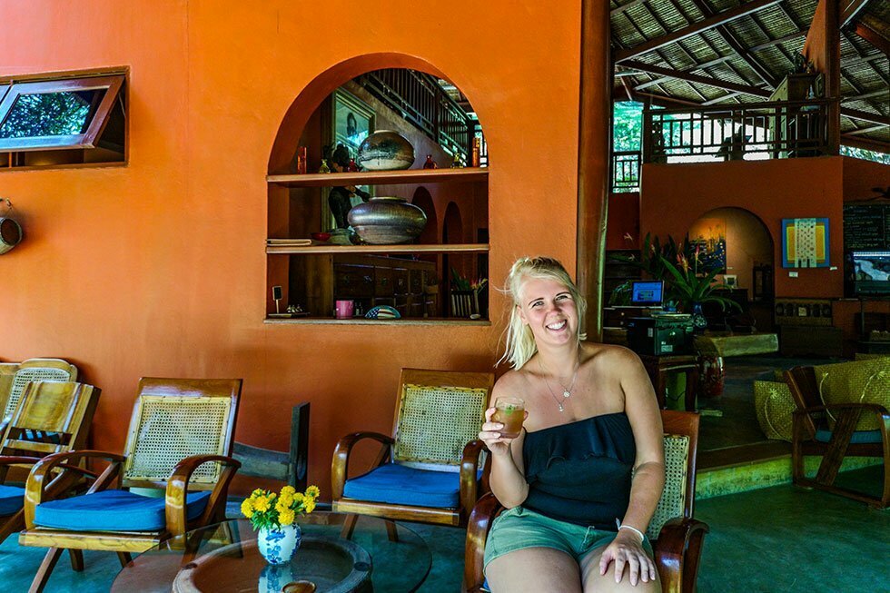 Welkomstdrankje bij Tamarind Forest Spa
